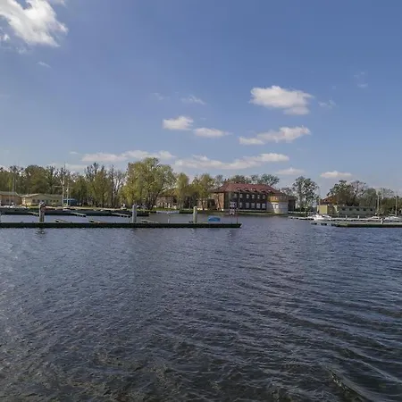 Centrum żeglarskie Kempingowe Kemping